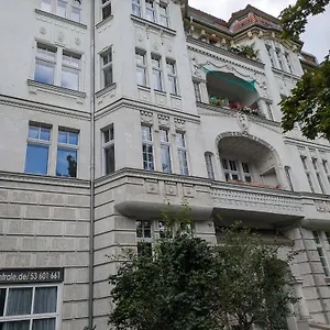https://unterkunft-am-park.find-berlin-hotels.com